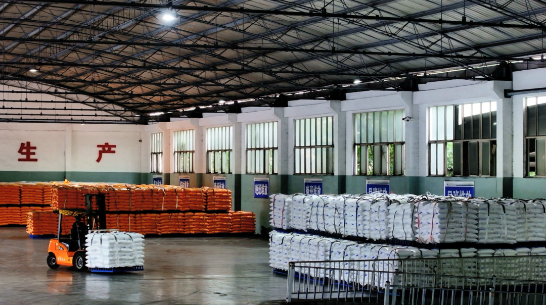 德陽日報(bào)：四川美豐千人在崗促生產(chǎn)